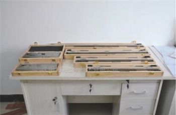 卡尺量具检定装置